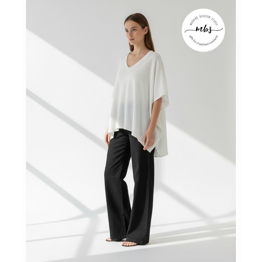 NWOT Korye Oversized V Neck Dolman Sleeve Textured Blouse‎ White Women XL